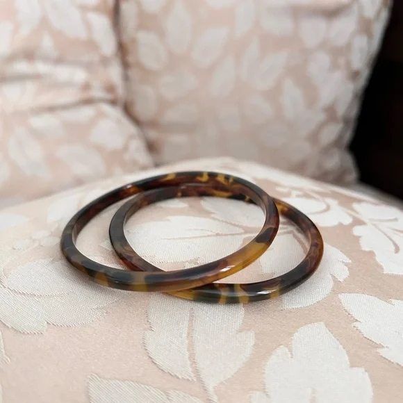 Vintage 1940s Bakelite Bracelets set of 2 - Picture 2 of 4